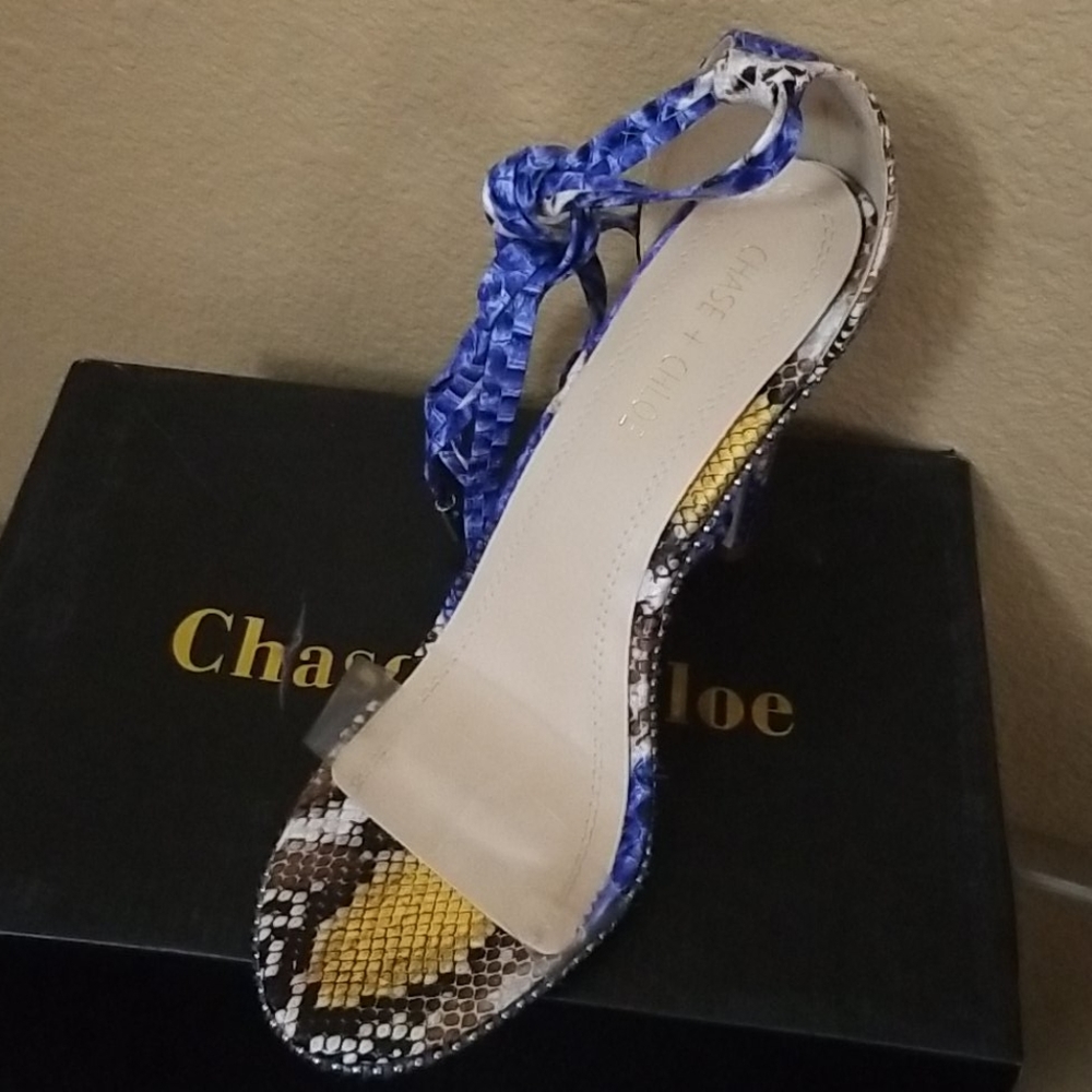 Shoes - Picture 3 of 4